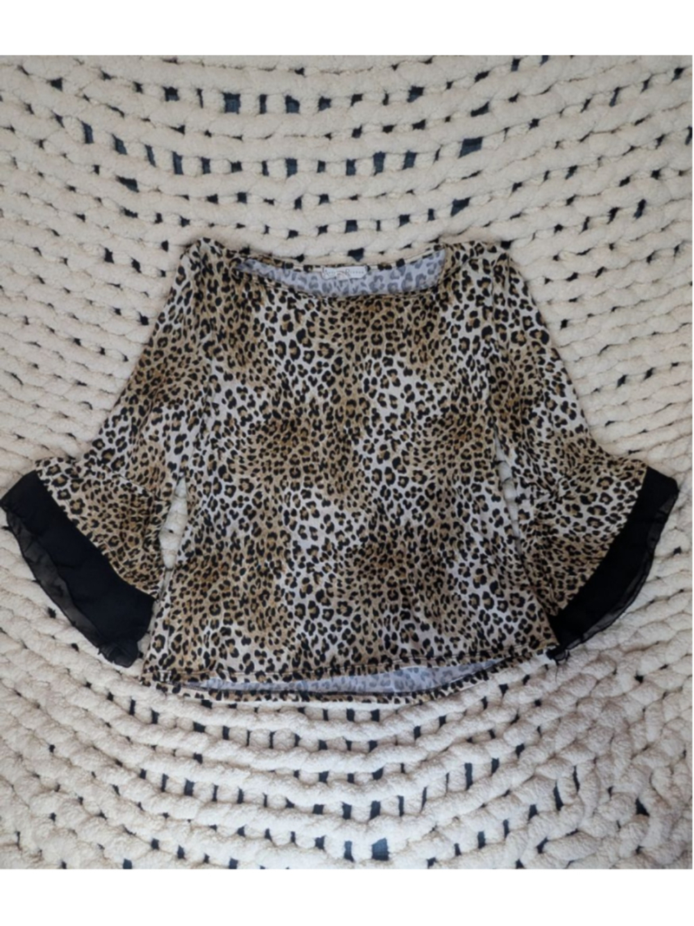 Women's Leopard Print Bell Sleeve Blouse Size Large Animal Print